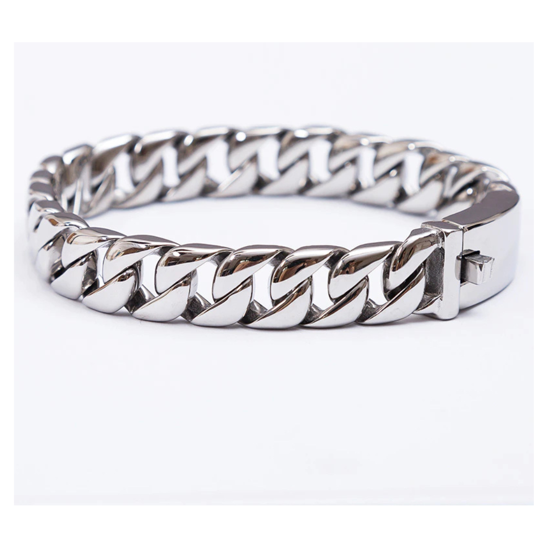 Elegant Silver Bracelet